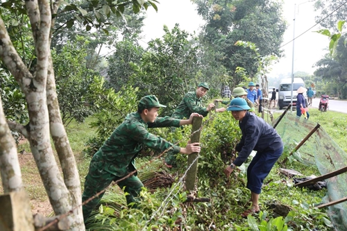 More troops mobilized to help people surmount flood aftermath