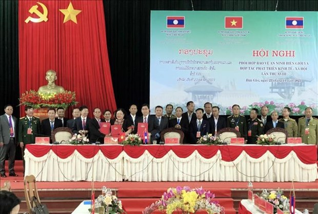 Border districts of Vietnam, Laos strengthen multi-faced cooperation