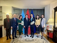 Vietnamese, Lao, Cambodian delegations at U.N. headquarters strengthen ties