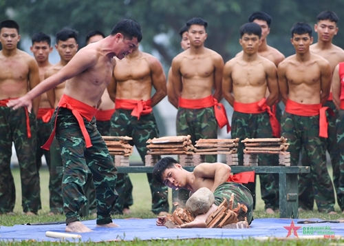 Commando Corps meets with press agencies