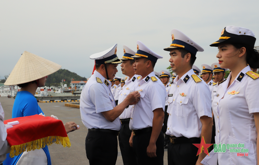 Affirming Vietnamese navy’s capability in long naval journey