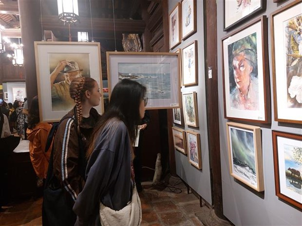 Vietnam’s largest-ever watercolor painting exhibition opens in Hanoi