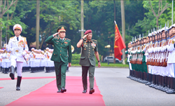 Vietnam, Malaysia Enhance Defense Relations