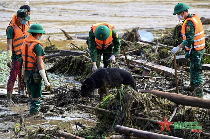 Urgent efforts made to help flood-hit people overcome aftermaths of ...