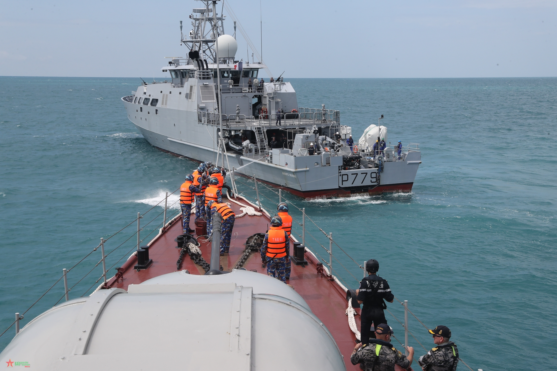 View - 	Vietnamese naval ship joins non-combat contents of Kakadu 2024