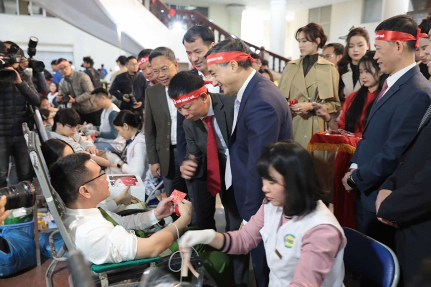 Seventeenth Red Sunday launched