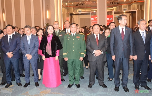 Vietnam-China 75-year diplomatic relations marked in Hanoi