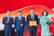 Viettel honors outstanding collectives and individuals