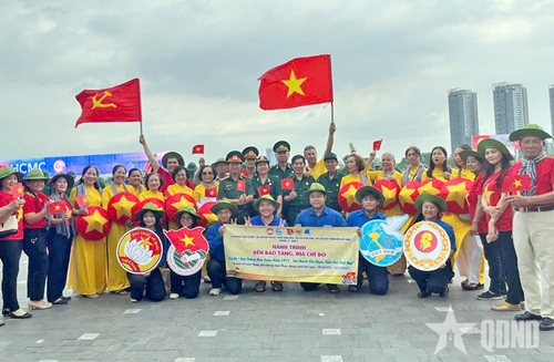 Ho Chi Minh City adorned with national flags in celebration of the ...