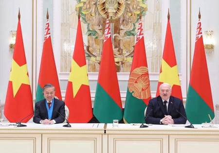Vietnam, Belarus establish strategic partnership