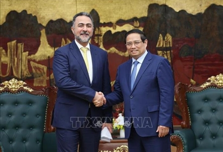 PM suggests raising Vietnam–Oman Investment Fund’s scale to 1 billion USD