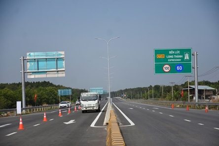 Viettel ePass wins contract to provide ETC system for Ben Luc - Long Thanh Expressway