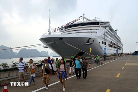 Vietnam improves visa policy to boost tourism competitiveness