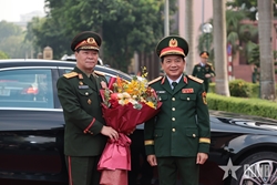 GDP Chief Hold Talks with Lao Counterpart