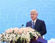 Vietnamese official congratulates Lao Front for National Construction on 75th anniversary