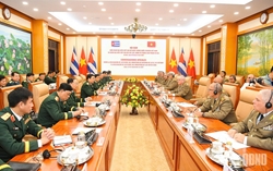 Vietnam, Cuba Further Tighten Defense Cooperation