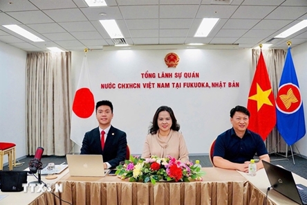 Overseas training program wraps up, supporting Vietnamese language