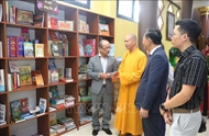 Vietnamese book corner fosters language, cultural exchange in Laos