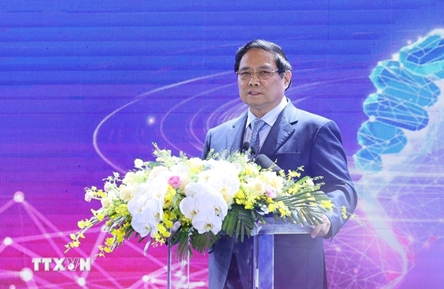 PM urges private sector to drive economic growth at ViPEL 2025