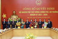 PM hands over appointment decisions to new Deputy PMs and ministers