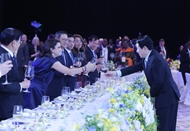 State President hosts banquet for delegates attending Hanoi Convention signing ceremony