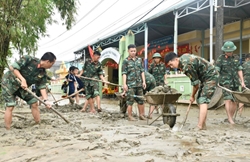 More Support for People in Flood-hit Hue City