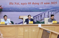 Government leader presides over meeting on national key transport projects