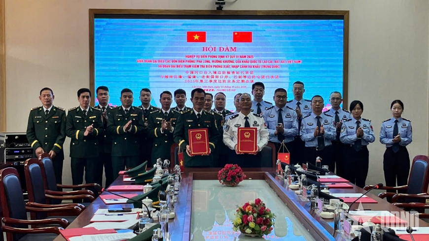 Vietnam and China actively support cross-border exchange activities