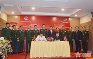 Vietnamese and Lao businesses sign cooperation in logistics