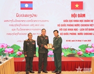 Vietnamese, Lao military units hold talks