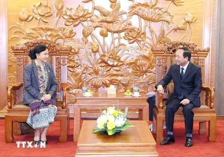 Vietnam, Laos deepen cooperation in front work, mass mobilization, religious affairs