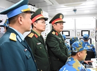 Defense leader inspects combat readiness of air defense unit