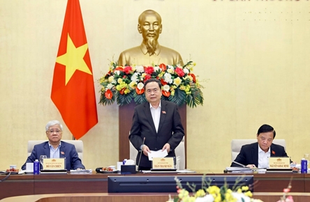 Top legislator calls for strict discipline to further enhance quality of N.A. operations