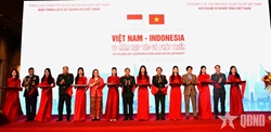 Exhibition Highlights 70 Years of Vietnam-Indonesia Cooperation and Development