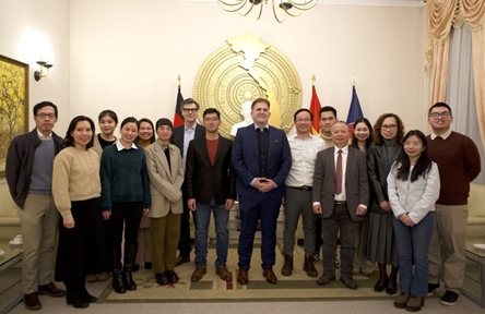 Vietnam - Germany advance digital classrooms in vocational education