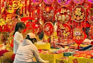 Bustling with colors ahead of Tet