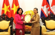 Vietnamese, Cambodian Front leaders meet in Phnom Penh