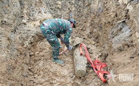 Two bombs and one artillery warhead safely detonated Dak Lak