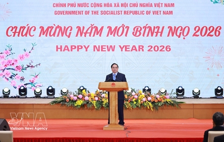 PM, spouse host banquet for diplomatic corps in Hanoi