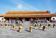 Imperial rituals revived in Hue with reenactment of Nguyen Dynasty New Year royal audience