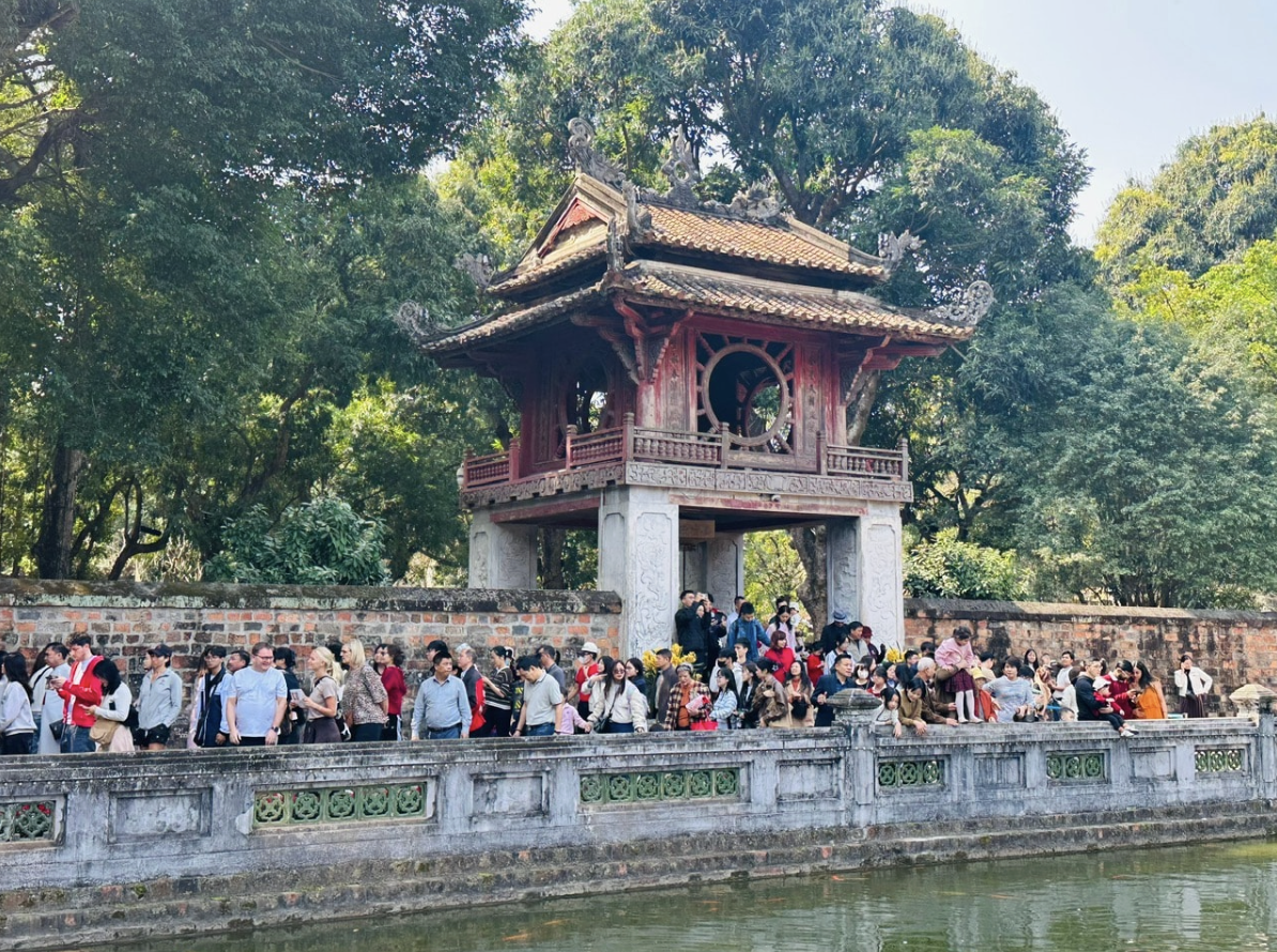 Hanoi welcomes over 3.18 million visitors in February