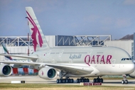 Qatar Airways cancels 13 flights to/from Vietnam due to Middle East conflict