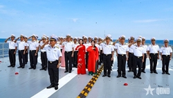 Frigate 016-Quang Trung Crosses Equator