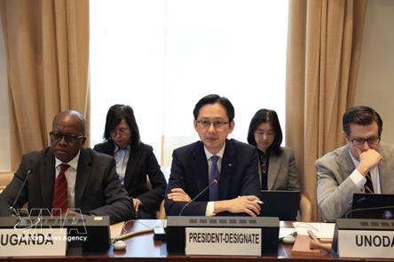 Vietnam chairs consultations in preparation for 11th NPT Review Conference