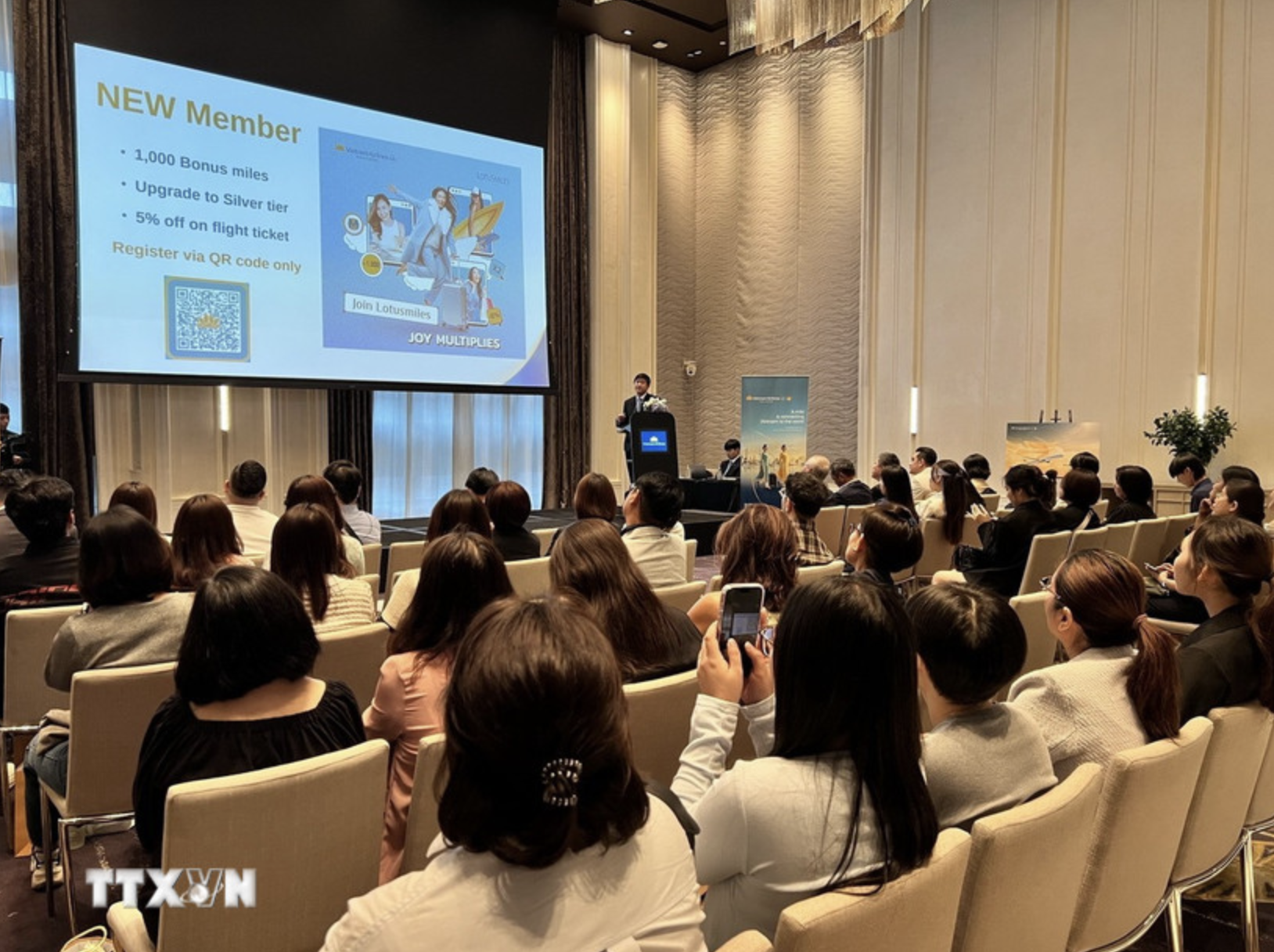 Vietnam-Thailand tourism promoted through Vietnam Airlines connectivity