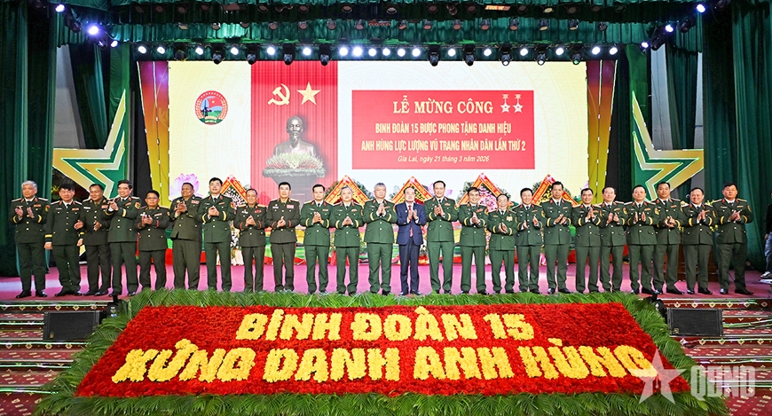 Corps 15 holds ceremony to receive Hero of the People’s Armed Forces title