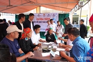 Free health check-ups and medicines provided to people in Son Vi border commune