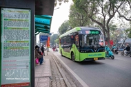 Hanoi launches 10 electric bus routes from April 1