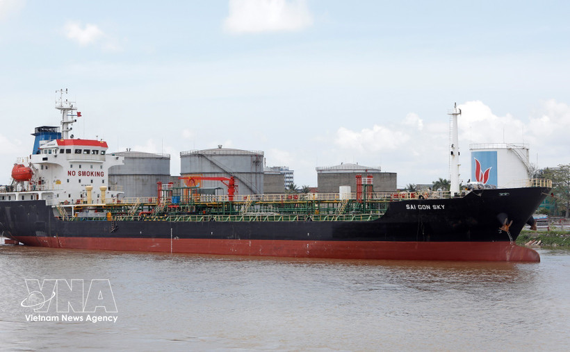 Vietnam ensures sufficient fuel supply through April amidst global uncertainties