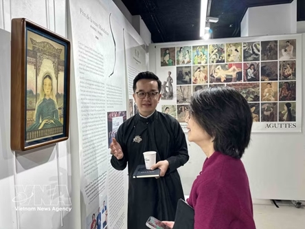 Vietnamese painters shine with “Thousand-Mile Journey” award in Paris
